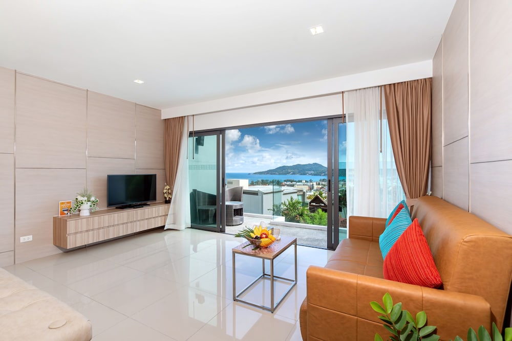 Patong Bay Hill Resort — Hotel rooms in Patong Beach, Phuket Province