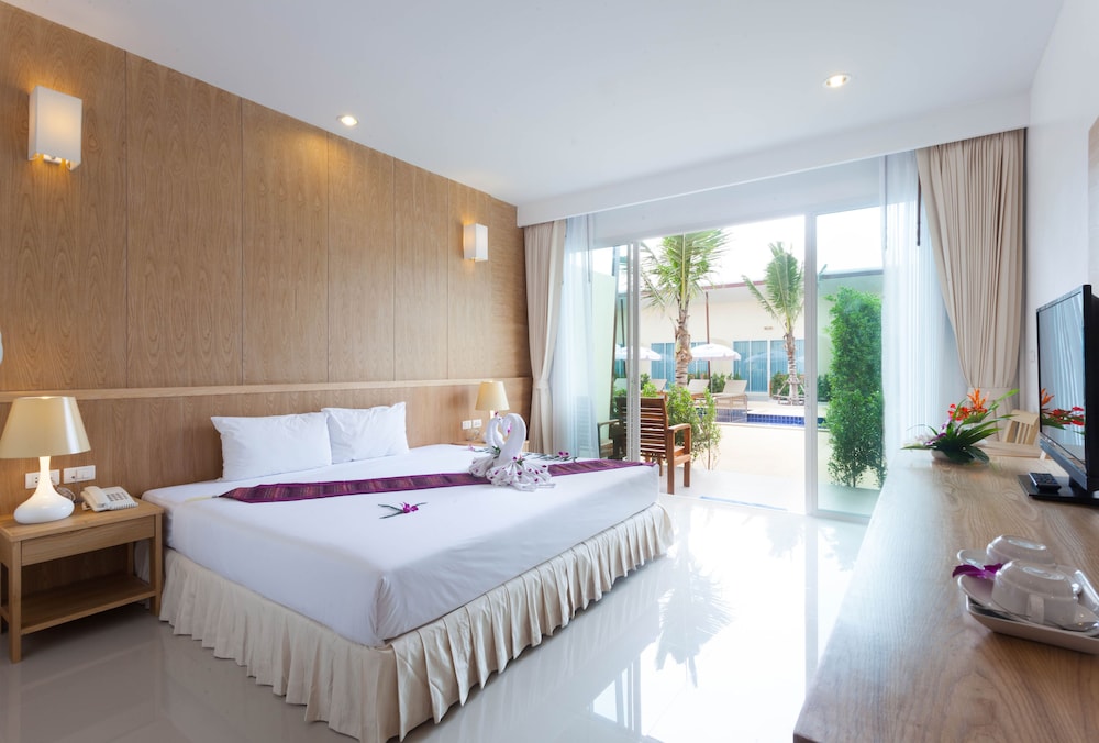 Chalong Princess Pool Villa Resort — Hotel rooms in Chalong, Phuket Province