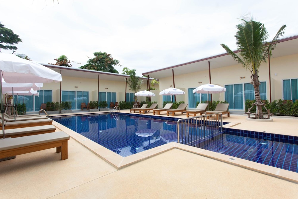 Chalong Princess Pool Villa Resort — Swimming pool in Chalong, Phuket Province