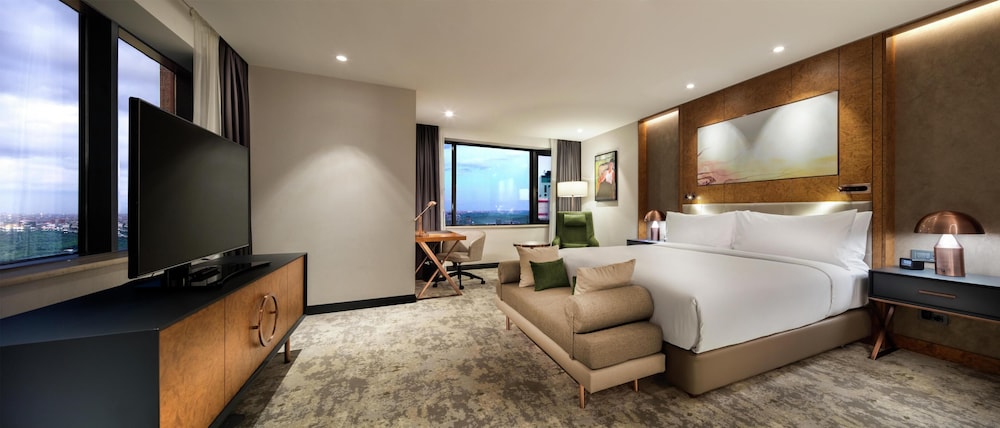 Hilton Istanbul Maslak — Hotel rooms in Istanbul, Istanbul