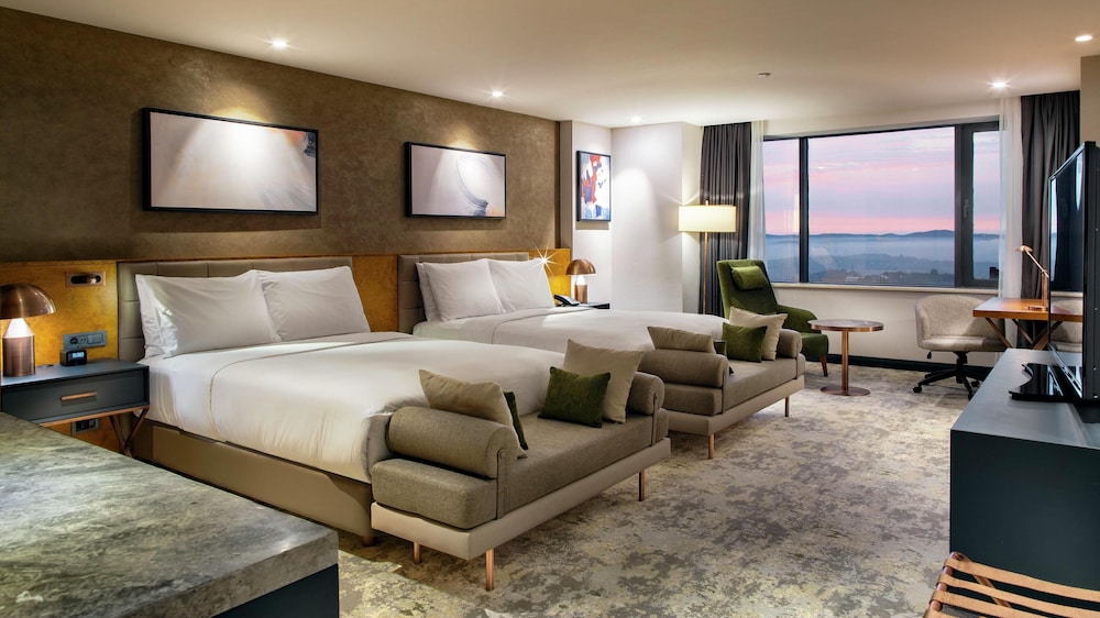 Hilton Istanbul Maslak — Hotel rooms in Istanbul, Istanbul