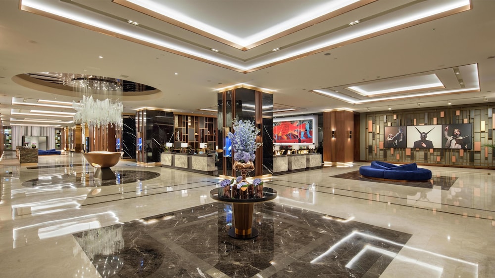 Hilton Istanbul Maslak — Hotel building in Istanbul, Istanbul