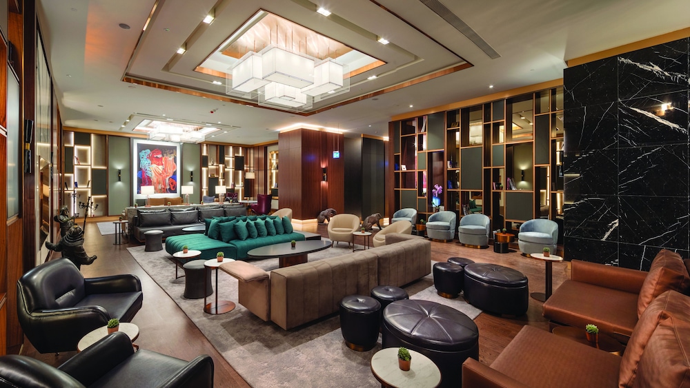 Hilton Istanbul Maslak — Restaurant & bars in Istanbul, Istanbul