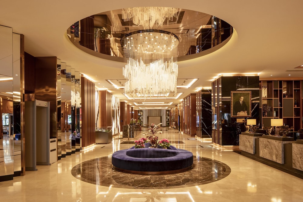 Hilton Istanbul Maslak — Hotel building in Istanbul, Istanbul