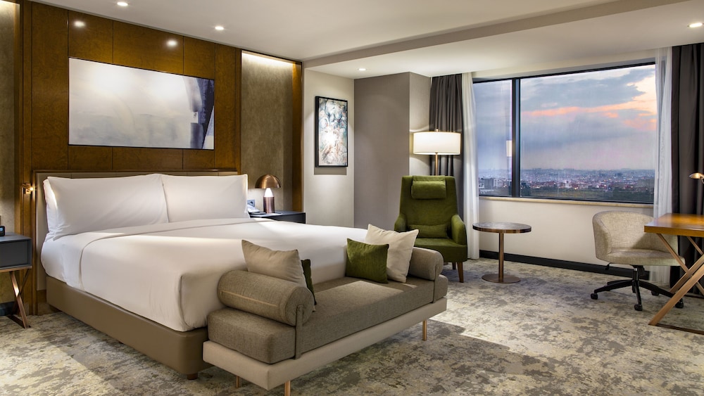 Hilton Istanbul Maslak — Hotel rooms in Istanbul, Istanbul