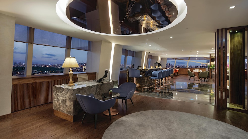 Hilton Istanbul Maslak — Restaurant & bars in Istanbul, Istanbul