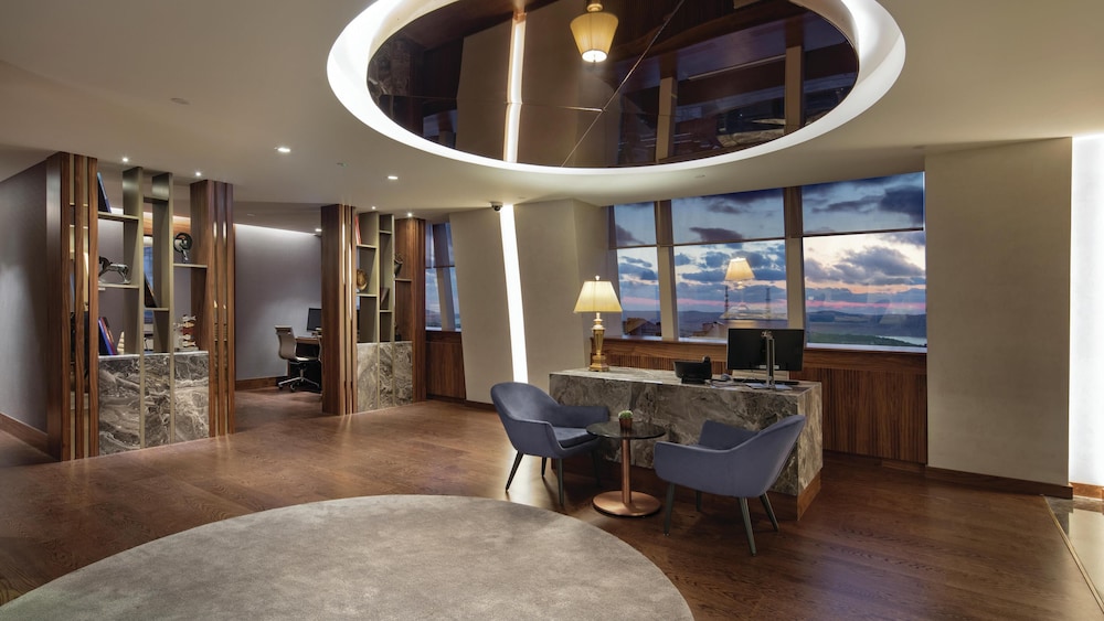 Hilton Istanbul Maslak — Hotel building in Istanbul, Istanbul