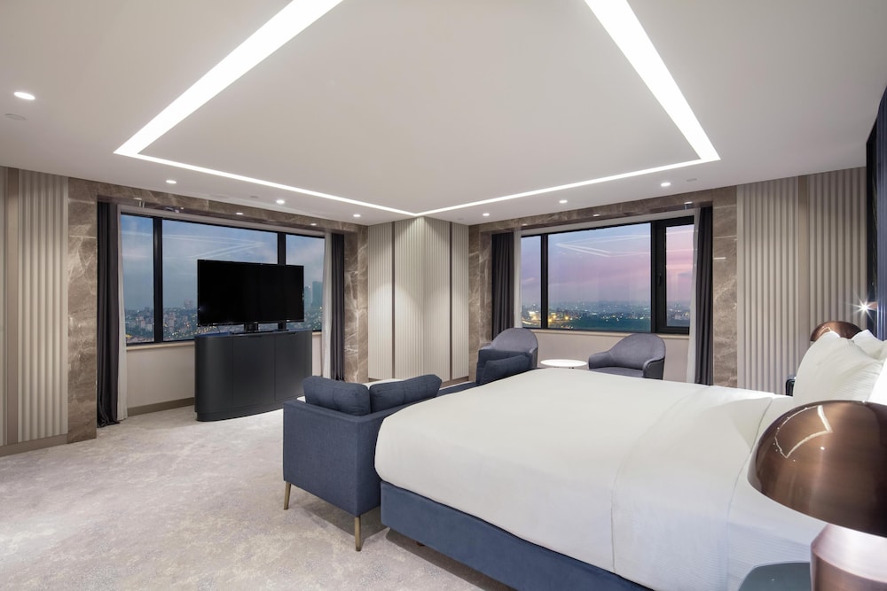 Hilton Istanbul Maslak — Hotel rooms in Istanbul, Istanbul