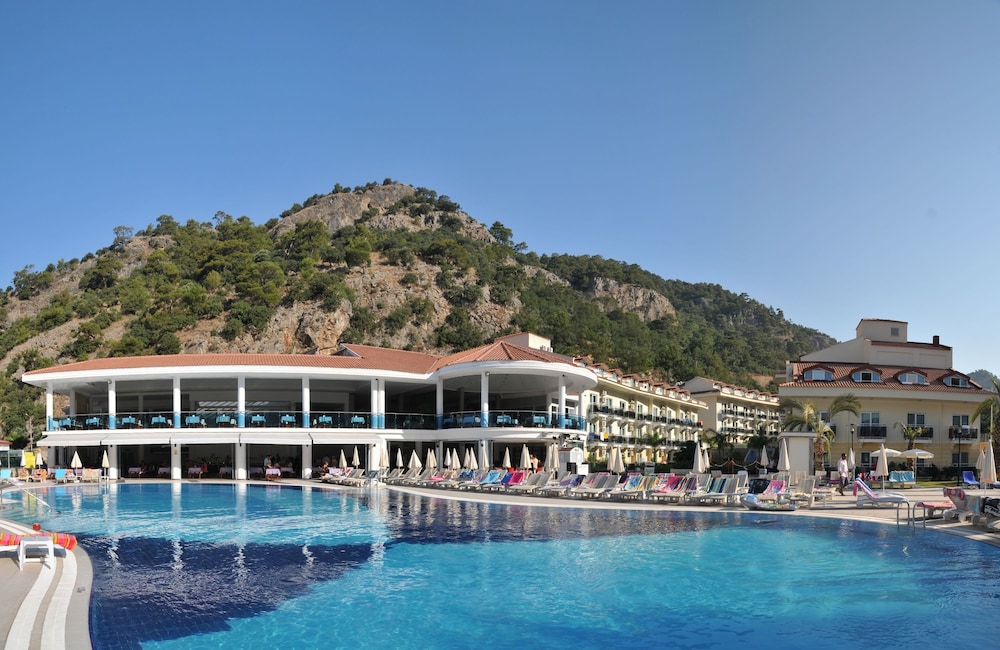 Montebello Resort & Spa – All Inclusive — Hotel building in Fethiye, Mugla
