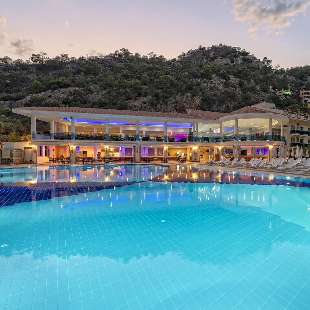 Montebello Resort & Spa – All Inclusive image