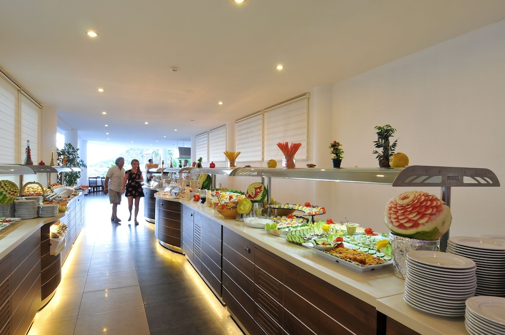 Montebello Resort & Spa – All Inclusive — Restaurant & bars in Fethiye, Mugla