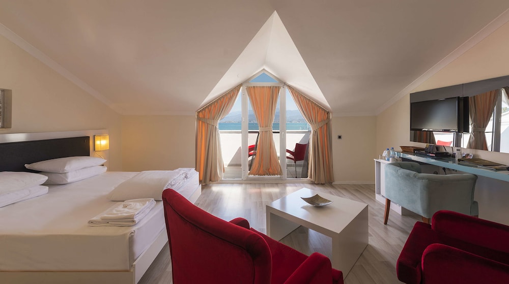 Orka Boutique Hotel — Hotel rooms in Fethiye, Mugla