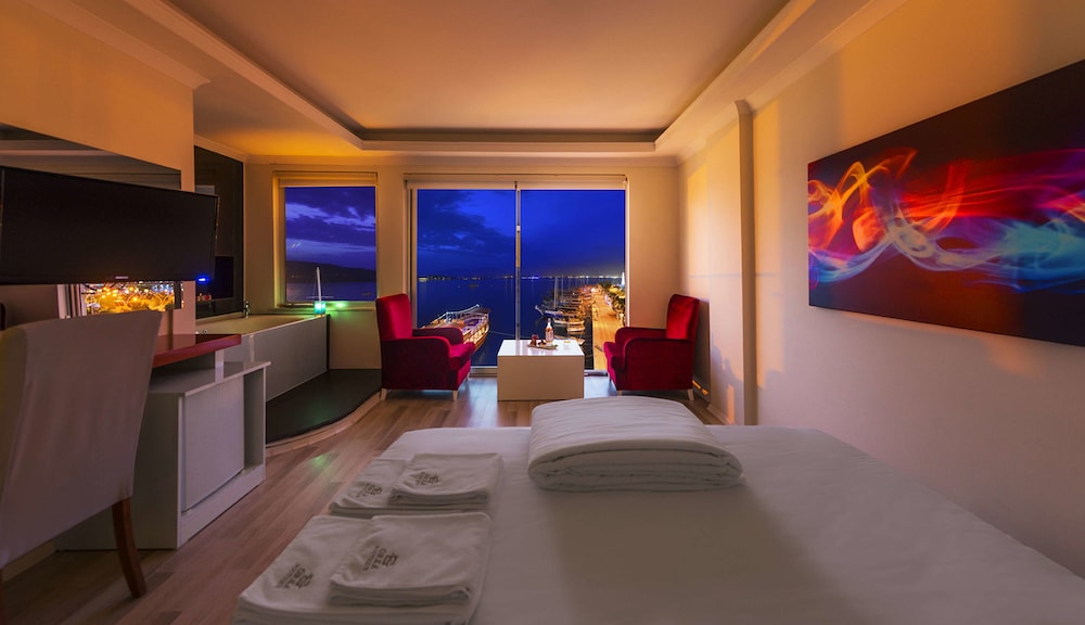 Orka Boutique Hotel — Hotel rooms in Fethiye, Mugla