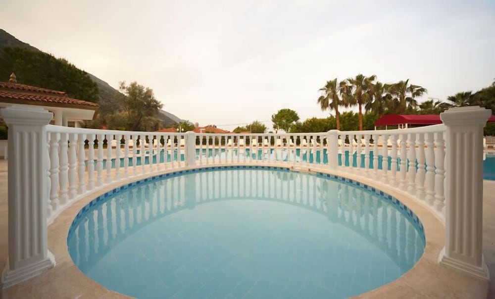 White Hotel — Swimming pool in Fethiye, Mugla