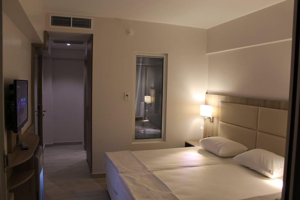 Begonville Beach Hotel - Adults Only — Hotel rooms in Marmaris, Mugla