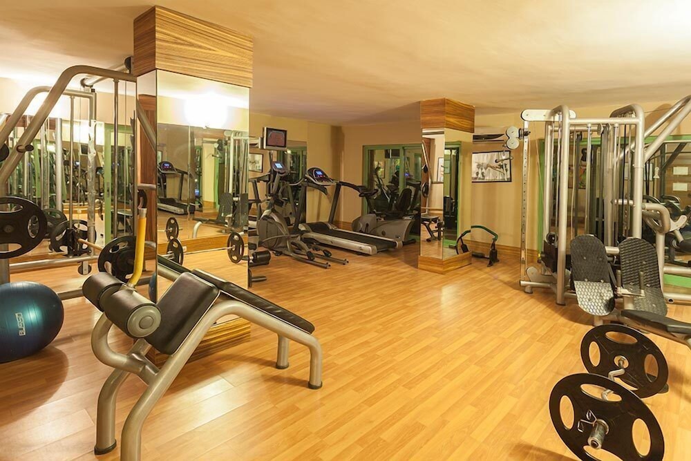 Iz Flower Side Beach Hotel - All Inclusive — Sports & recreation in Side