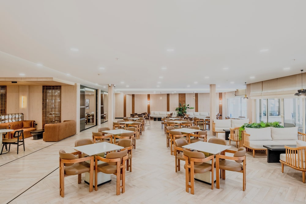 Iz Flower Side Beach Hotel - All Inclusive — Restaurant & bars in Side