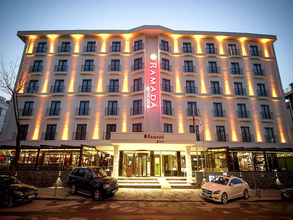 Ramada by Wyndham Istanbul Florya - zdjęcie 2