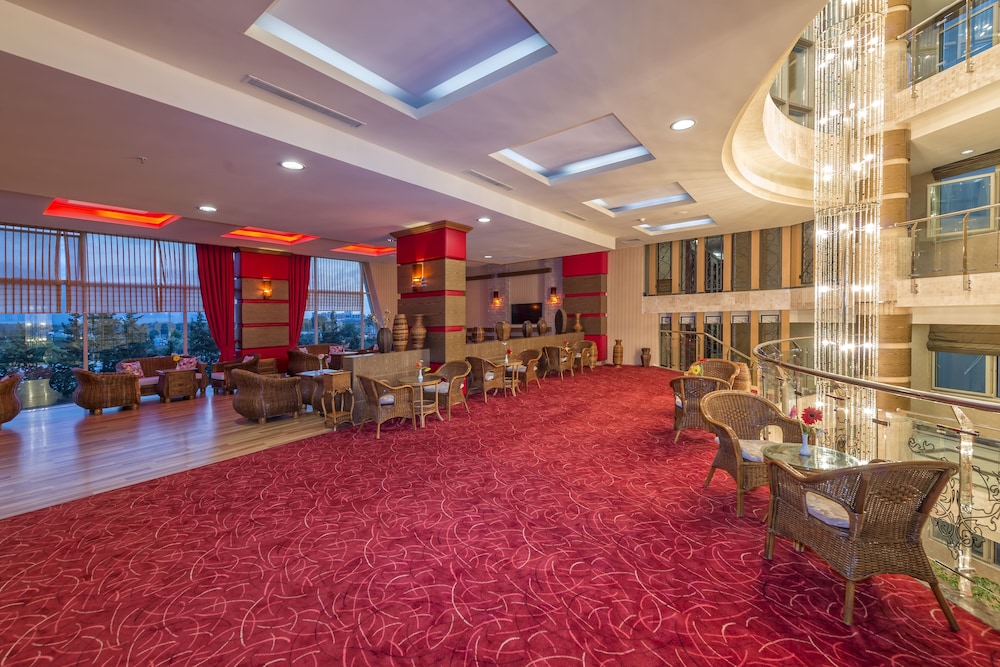Grand Ring Hotel — Restaurant & bars in Kemer