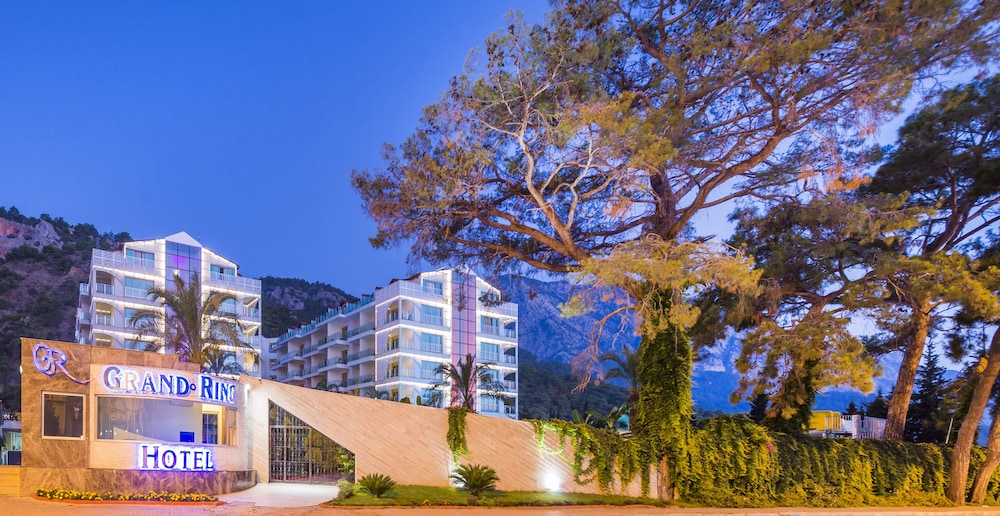 Grand Ring Hotel — Hotel building in Kemer
