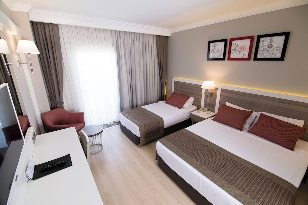 Port River Hotel - All Inclusive — Hotel rooms in Side