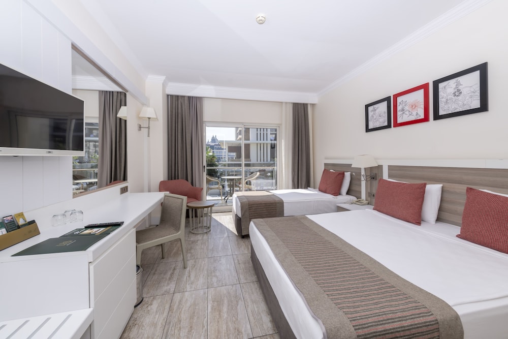 Port River Hotel - All Inclusive — Hotel rooms in Side