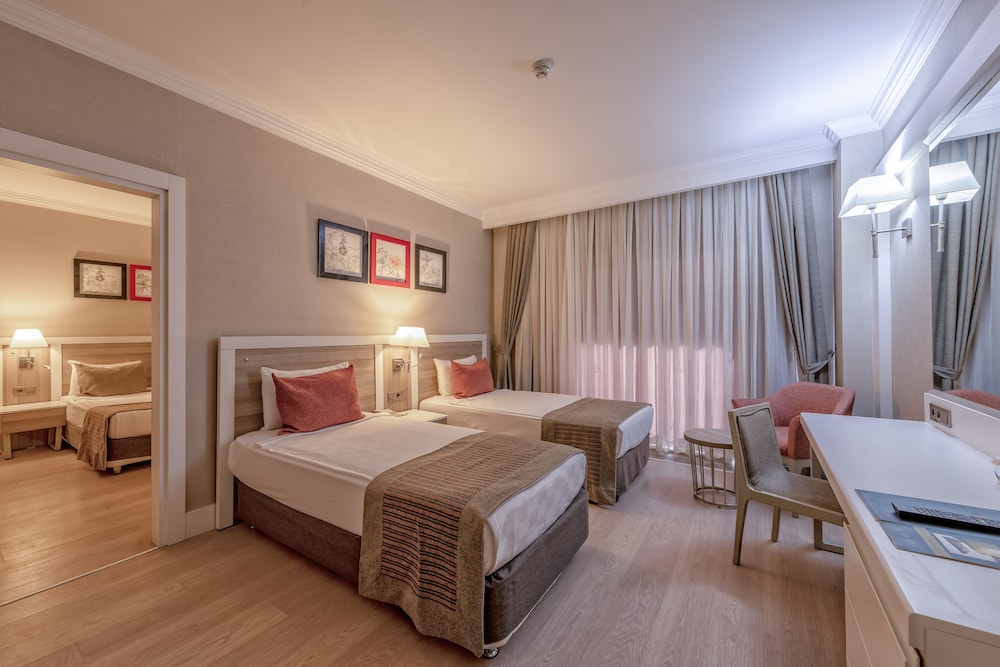 Port River Hotel - All Inclusive — Hotel rooms in Side