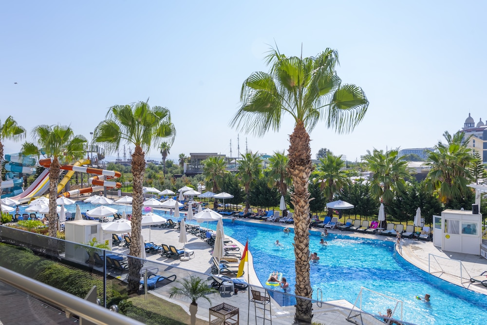 Port River Hotel - All Inclusive — Swimming pool in Side