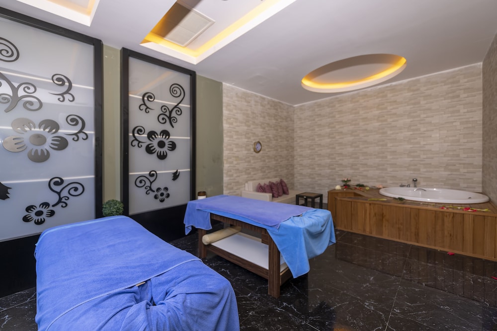 Port River Hotel - All Inclusive — Spa in Side