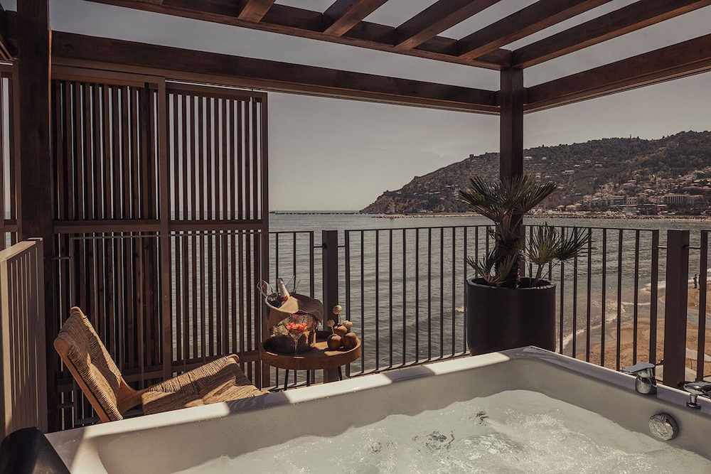 En Vie Beach Boutique Hotel - Adult Only — Hotel rooms in Alanya