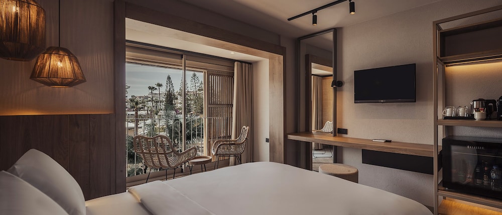 En Vie Beach Boutique Hotel - Adult Only — Hotel rooms in Alanya