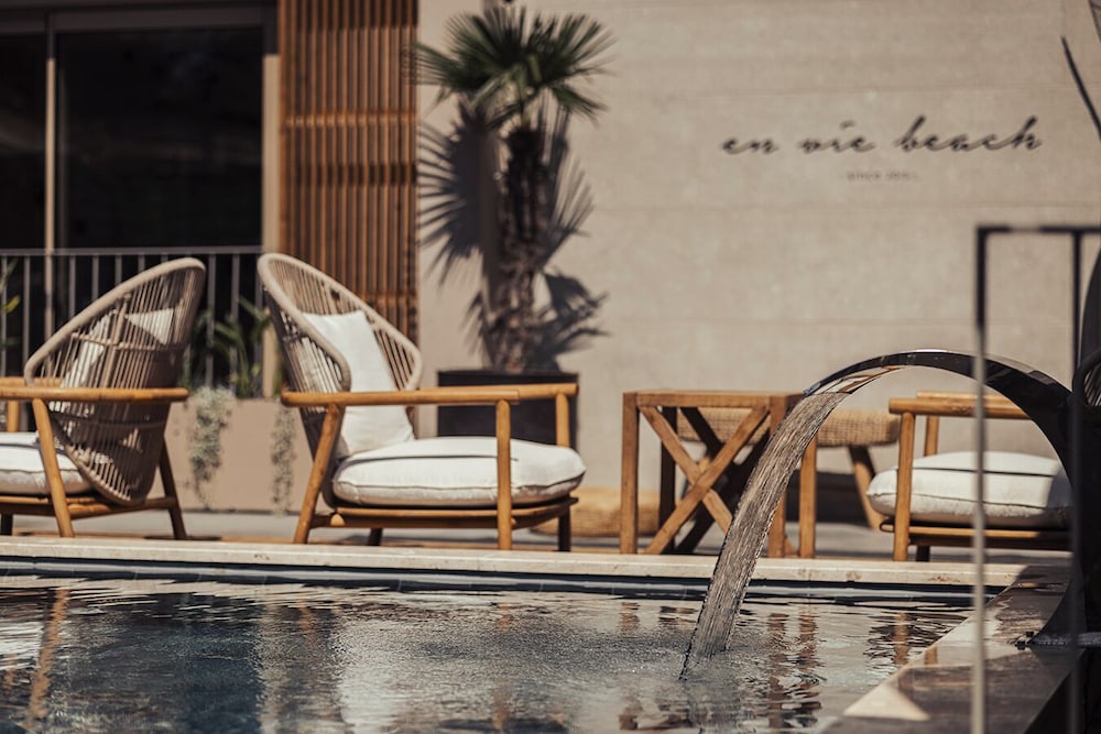 En Vie Beach Boutique Hotel - Adult Only — Swimming pool in Alanya