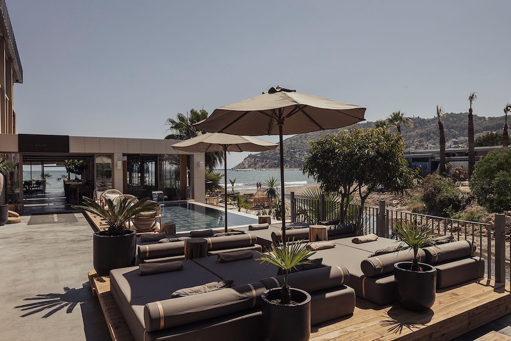 En Vie Beach Boutique Hotel - Adult Only — Beach in Alanya