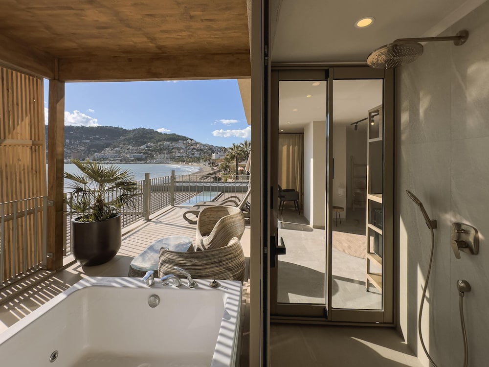 En Vie Beach Boutique Hotel - Adult Only — Hotel rooms in Alanya