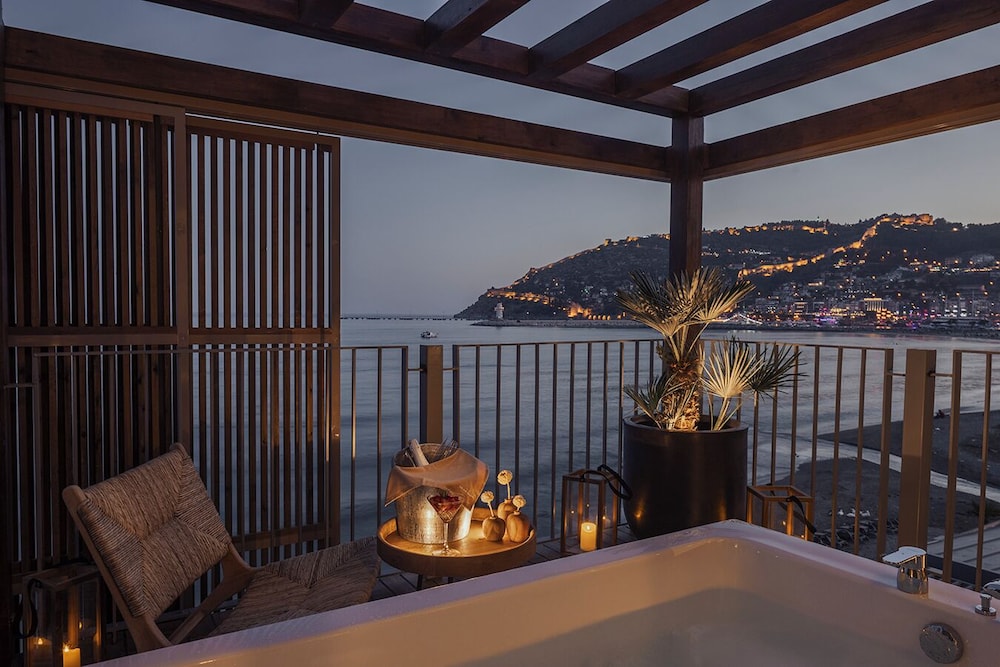 En Vie Beach Boutique Hotel - Adult Only — Hotel rooms in Alanya
