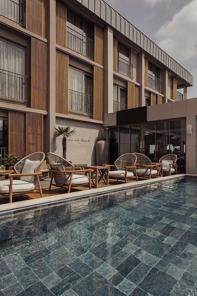 En Vie Beach Boutique Hotel - Adult Only — Swimming pool in Alanya