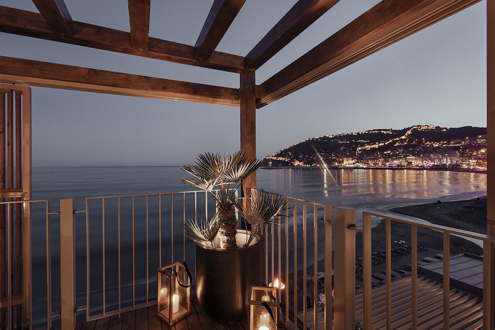 En Vie Beach Boutique Hotel - Adult Only — Hotel rooms in Alanya