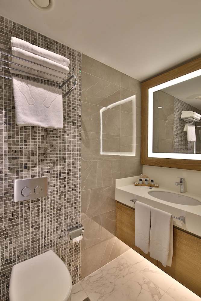 Bof Hotels CEO Suites — Hotel rooms in Istanbul, Istanbul