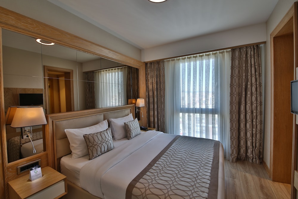 Bof Hotels CEO Suites — Hotel rooms in Istanbul, Istanbul