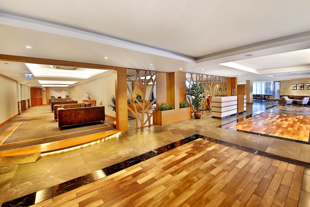 Bof Hotels CEO Suites — Hotel building in Istanbul, Istanbul