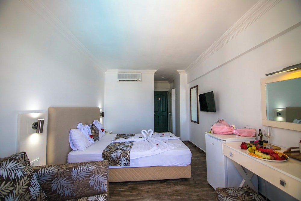 Bahar Hotel (+12 Adult ) — Hotel rooms in Fethiye, Mugla