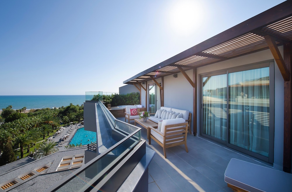 Miramare Beach Hotel — Hotel rooms in Side