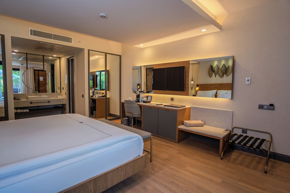 Miramare Beach Hotel — Hotel rooms in Side