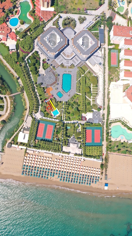 Miramare Beach Hotel — Sports & recreation in Side