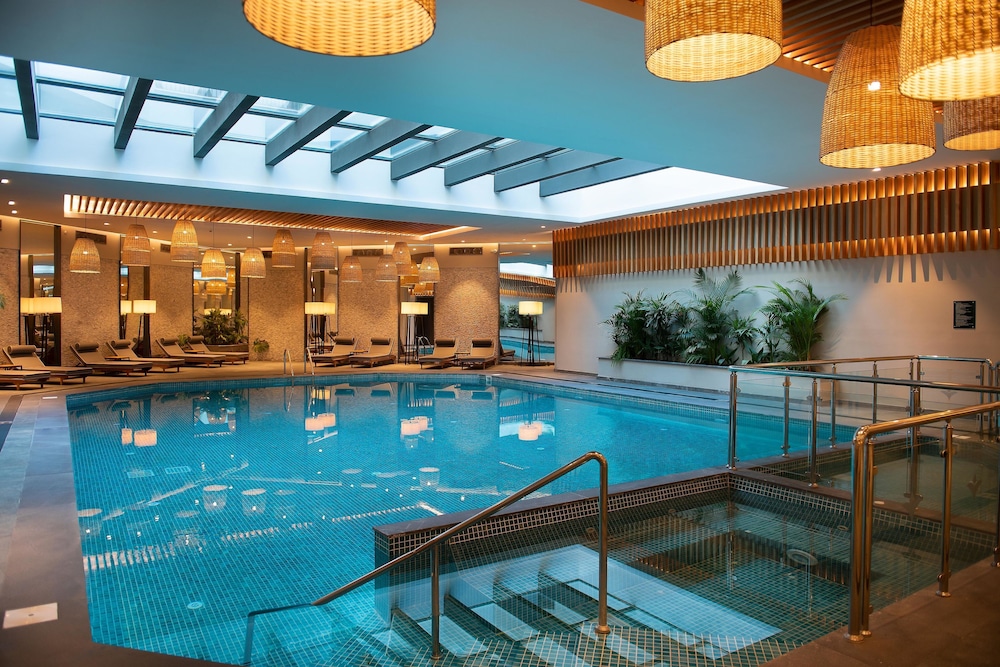 Miramare Beach Hotel — Swimming pool in Side