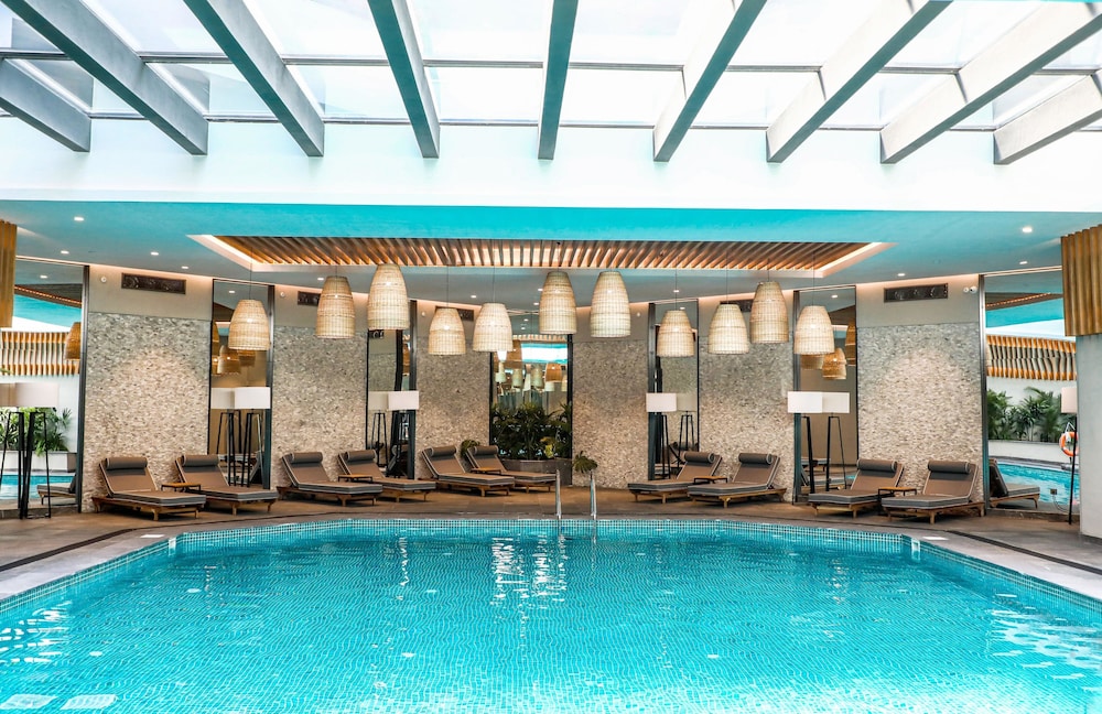 Miramare Beach Hotel — Swimming pool in Side