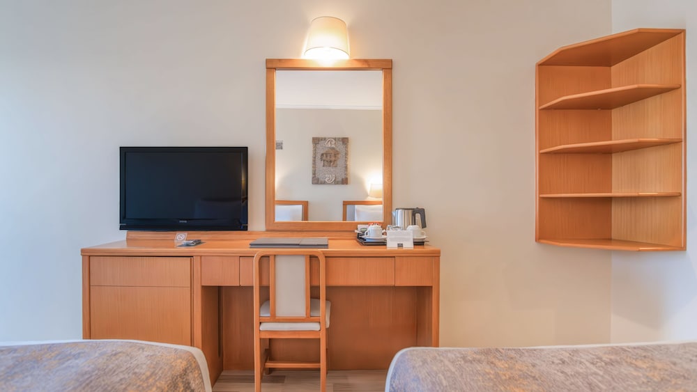 Miramare Queen Hotel - All Inclusive — Hotel rooms in Side