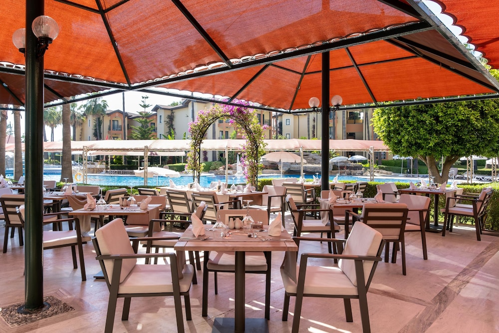 Miramare Queen Hotel - All Inclusive — Restaurant & bars in Side