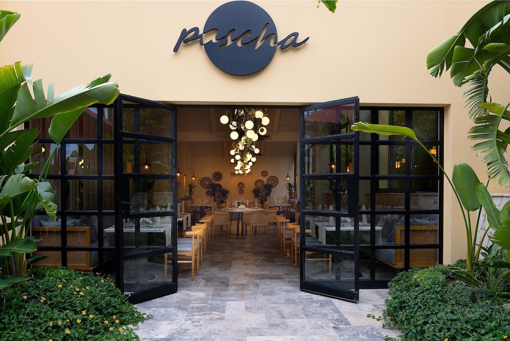 Miramare Queen Hotel - All Inclusive — Restaurant & bars in Side