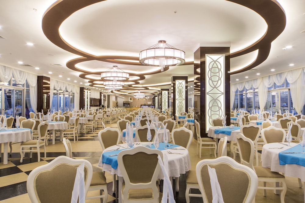 Sun Star Resort — Restaurant & bars in Alanya